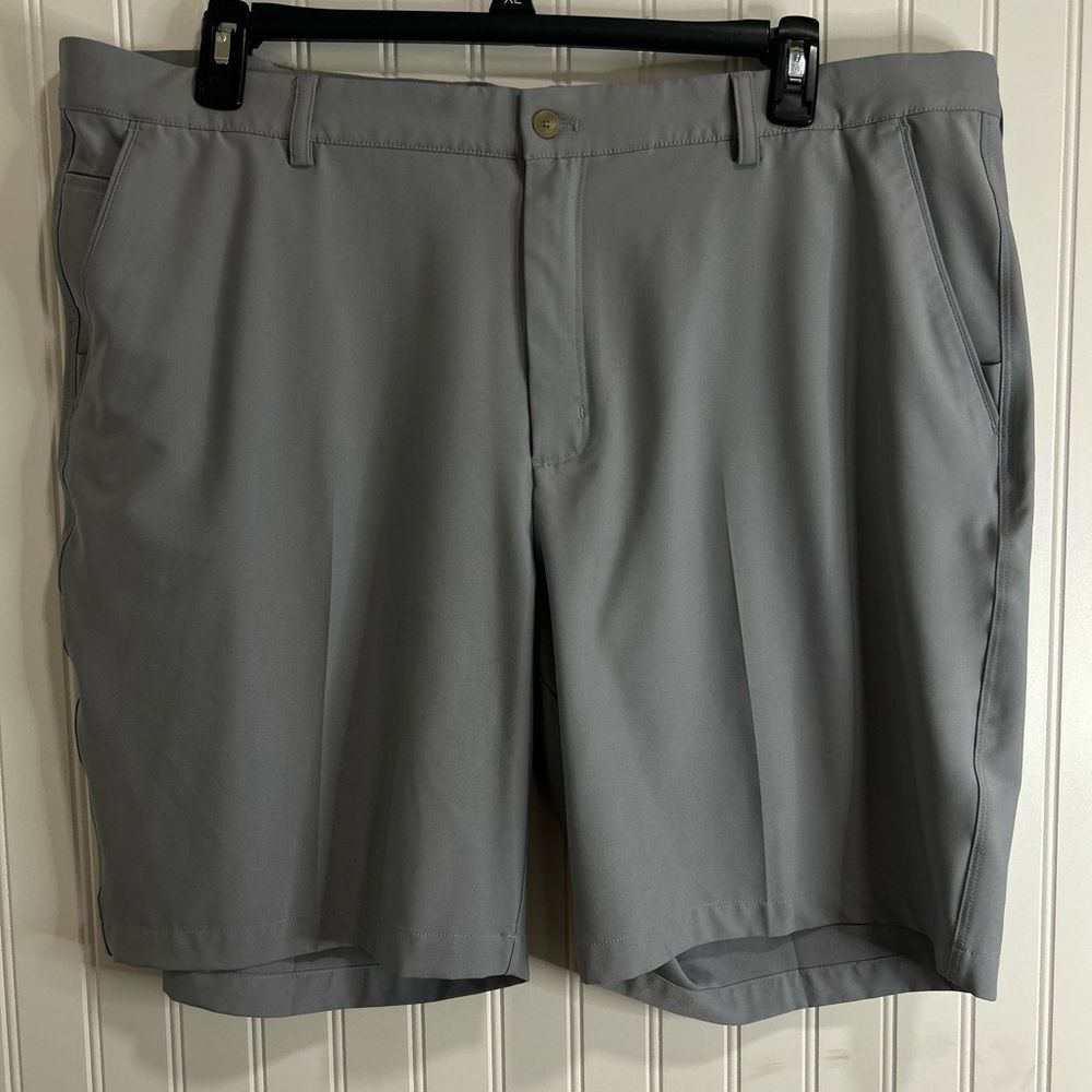 Greg Norman Collection Gray Flat Front Shorts for Golf
